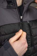 Load image into Gallery viewer, Hybrid Quilted Softshell Jacket with Hood (Black / Black)
